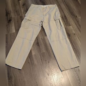 Men’s Denver  Hayes Chinos Cargo pants. GUC. Cotton Work pants. Utility. Size 36